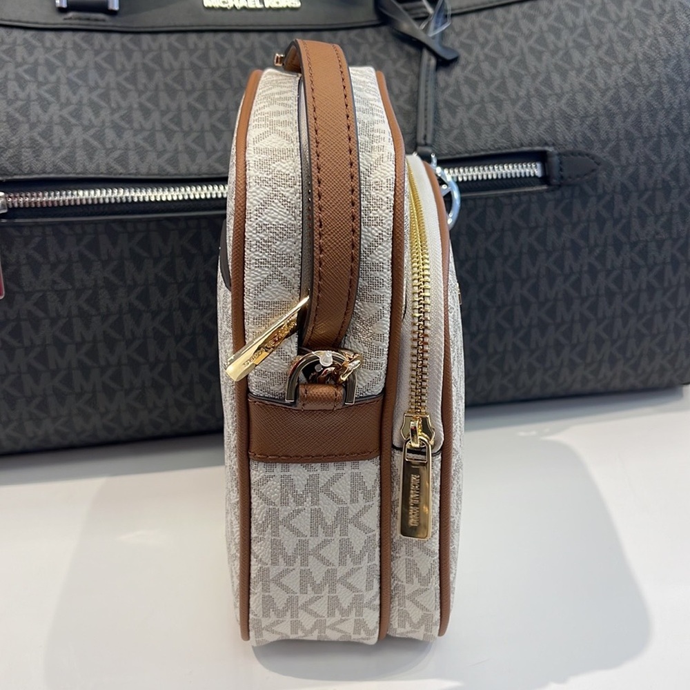 MICHAEL KORS Jet Set Travel Medium Logo Crossbody Flight Bag # 35F1GTVC2B NWT - Picture 4 of 16